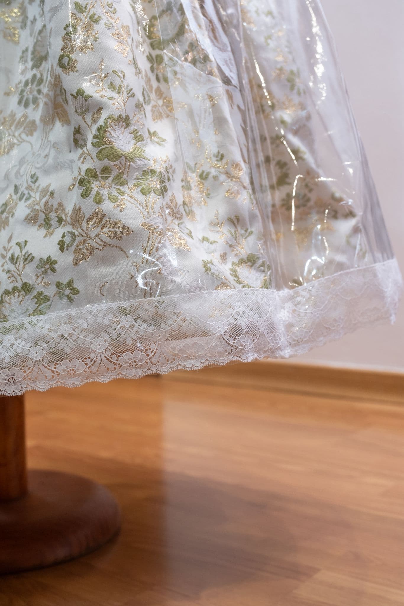 Cubrefaldas impermeable transparente